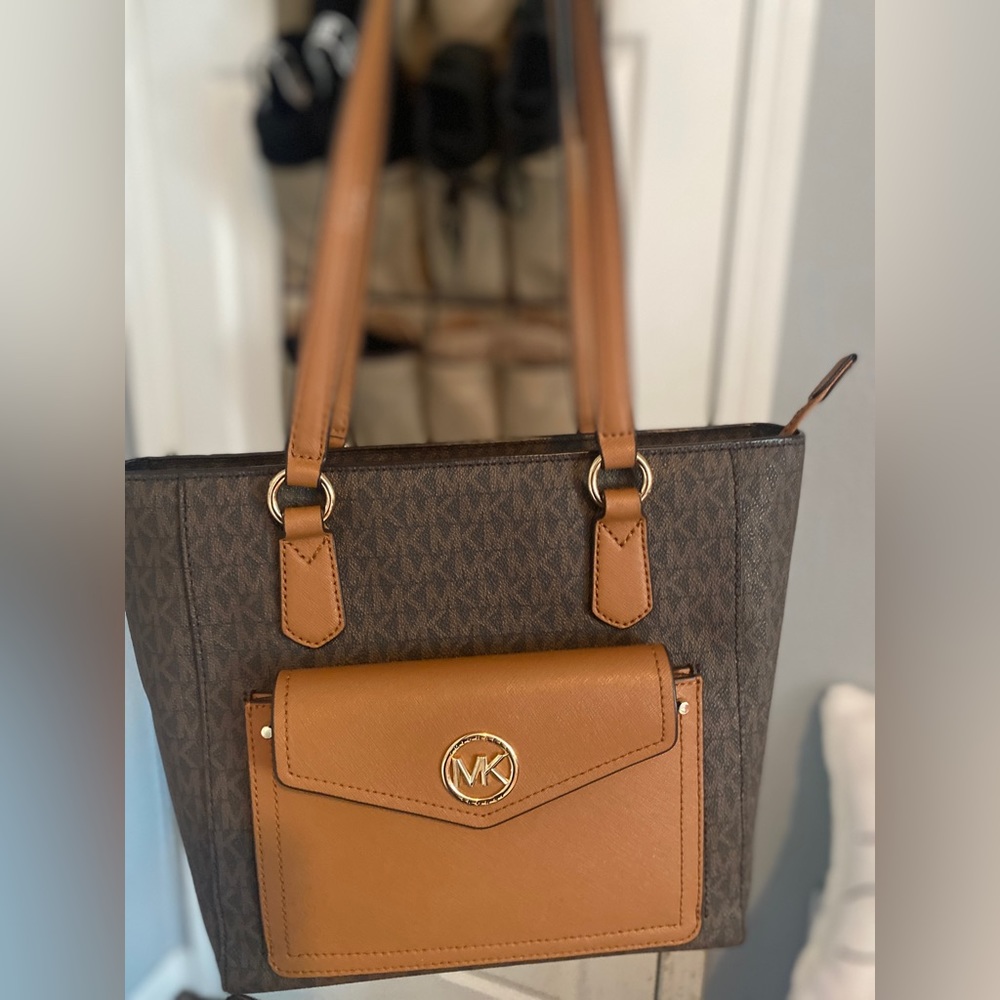 Michael Kors Joey Vanilla